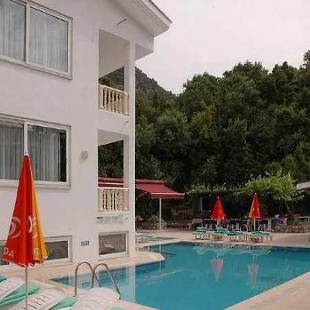 Oylum Garden Otel İçmeler