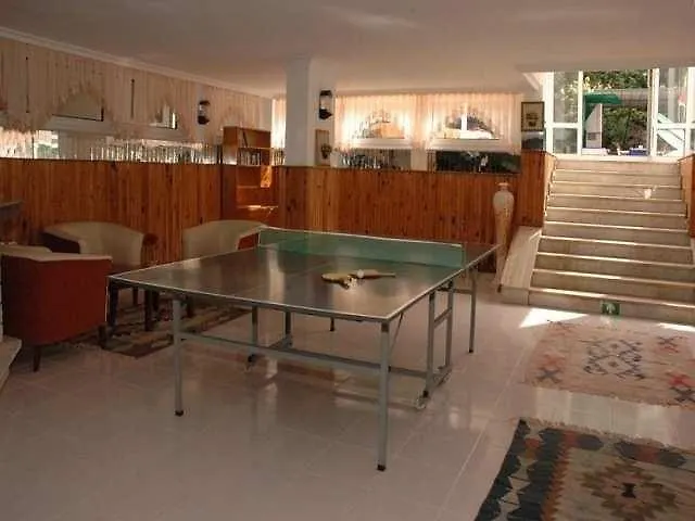 Oylum Garden Hotel 3*