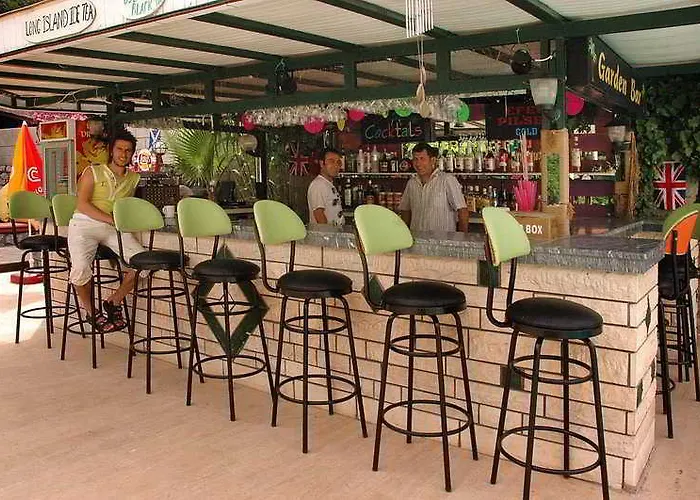 Oylum Garden Hotel 3*